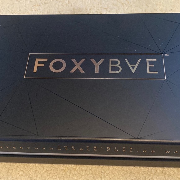 NEW 3-1 Foxybae rose gold titanium curling wand - Picture 5 of 7